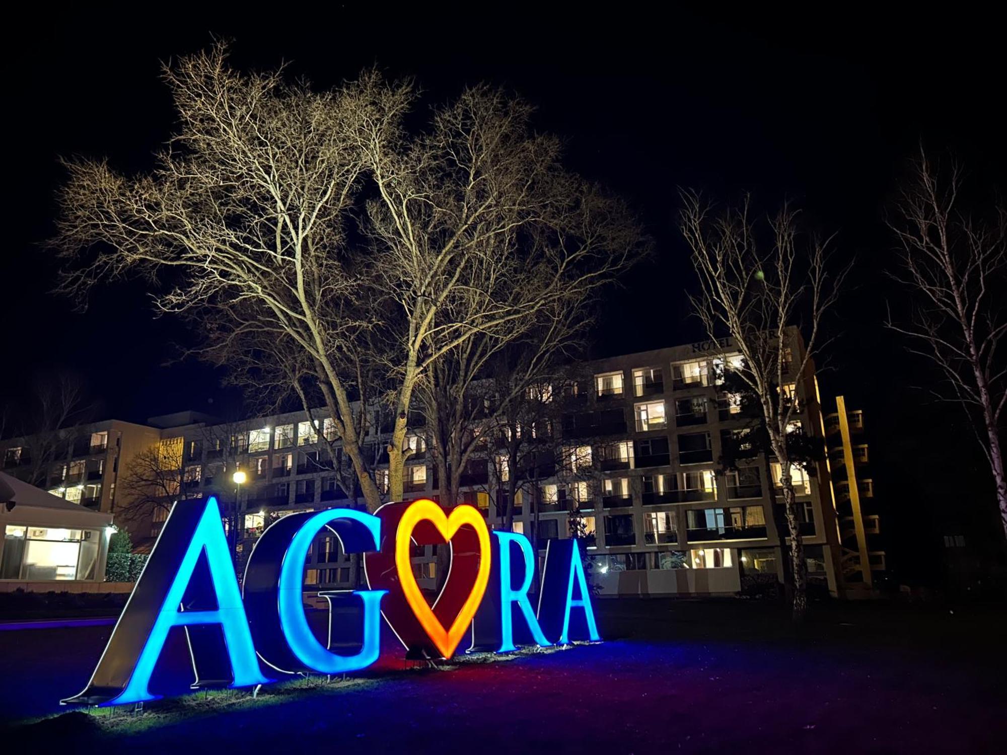Hotel Agora Нептун Екстериор снимка