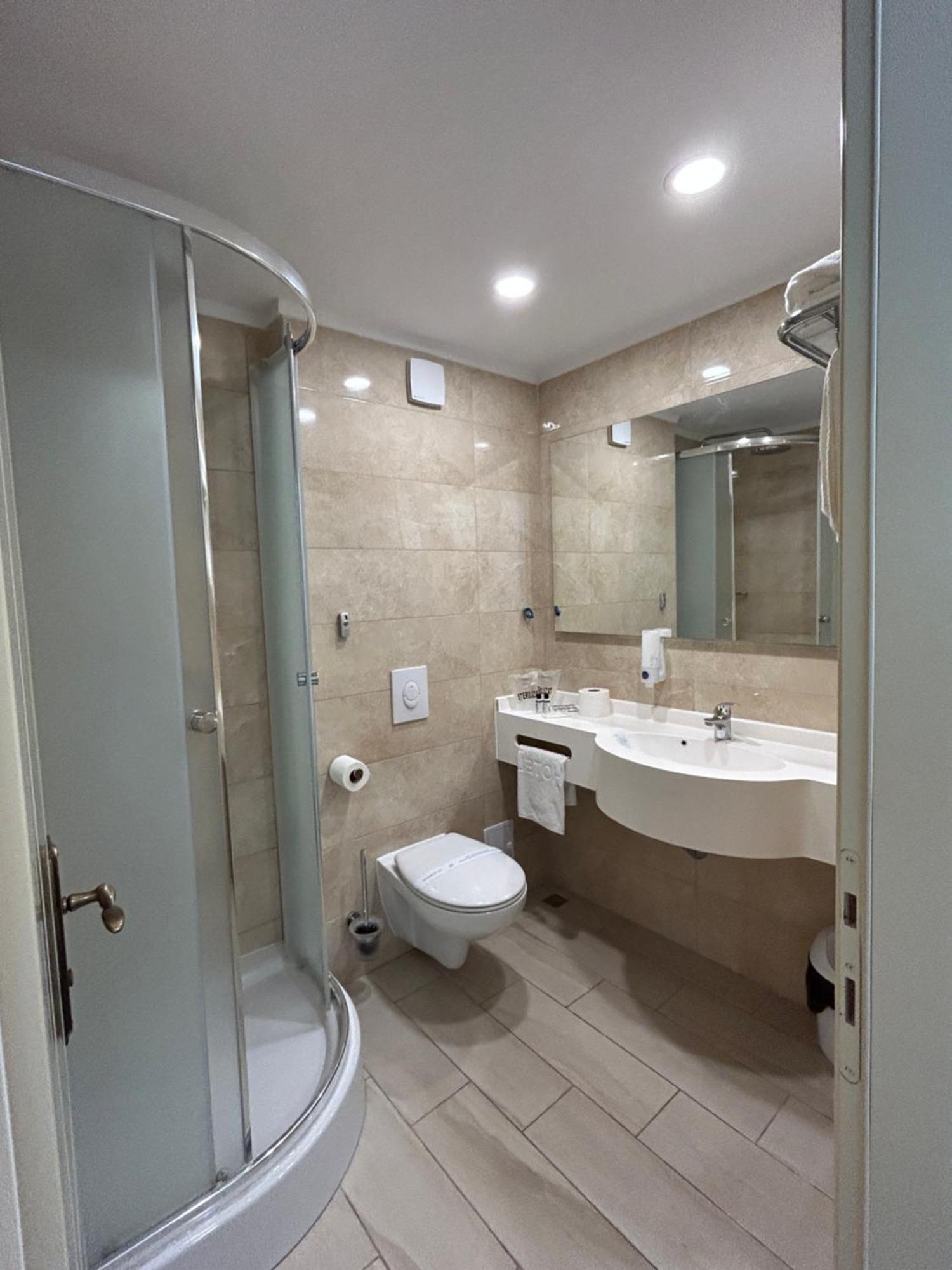 Hotel Agora Нептун Екстериор снимка