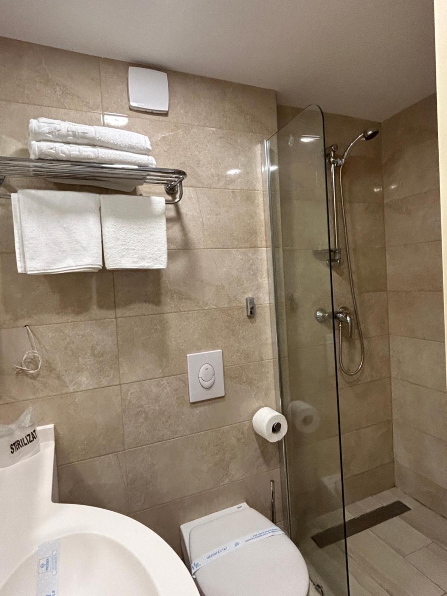 Hotel Agora Нептун Екстериор снимка
