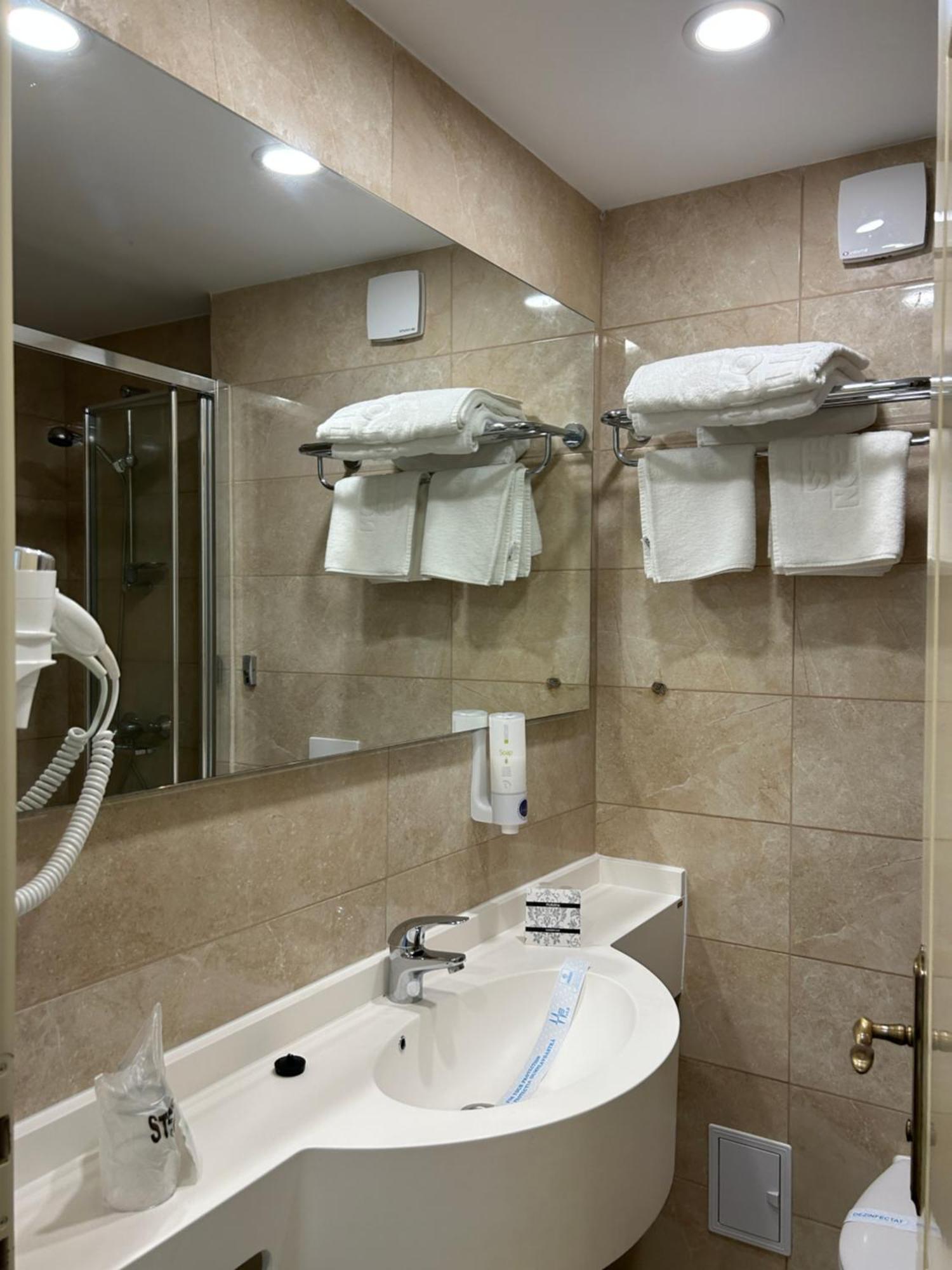Hotel Agora Нептун Екстериор снимка